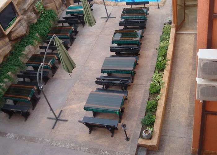 Family Niagara Hotel