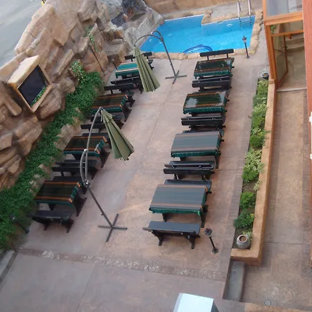 호텔 Family Niagara 3*