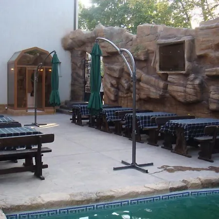 Family Niagara 바르나